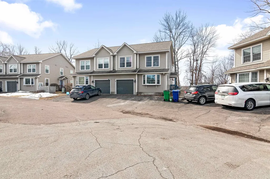 48 Half Moon Terrace Colchester VT 05446