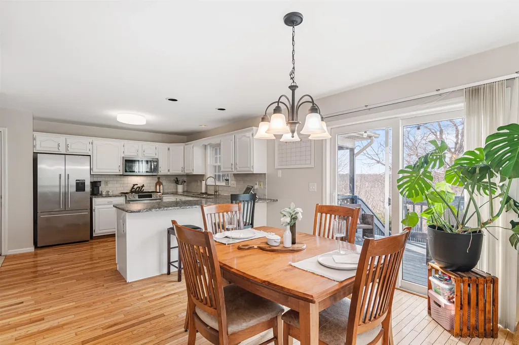 48 Half Moon Terrace Colchester VT 05446