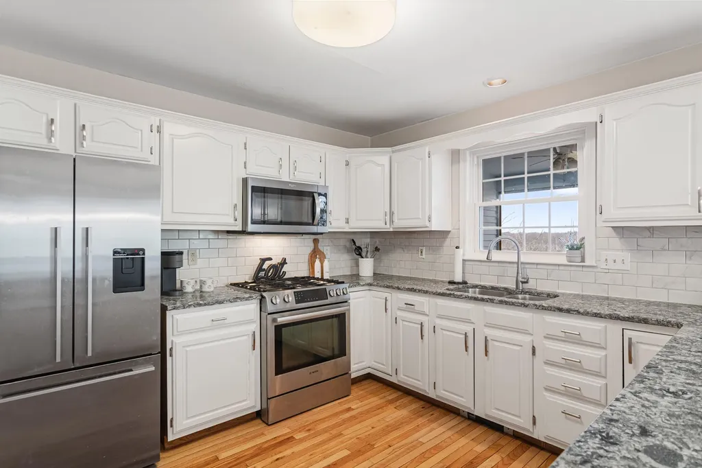 48 Half Moon Terrace Colchester VT 05446