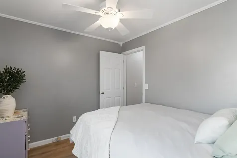 48 Half Moon Terrace Colchester VT 05446