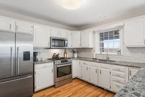 48 Half Moon Terrace Colchester VT 05446