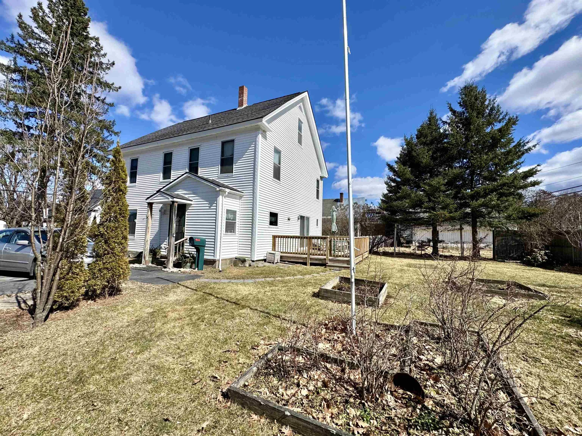 58 Pleasant Street Colebrook NH 03576