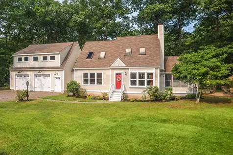 13 Ocean Circuit Drive York ME 03902