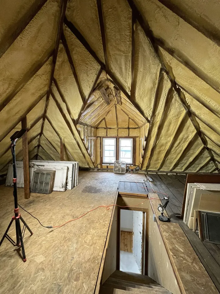 9 Garden Drive Brattleboro VT 05301-7195