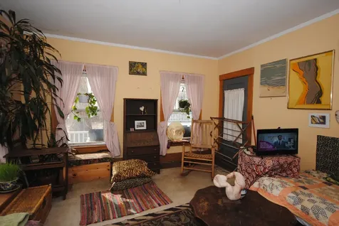 9 Garden Drive Brattleboro VT 05301-7195