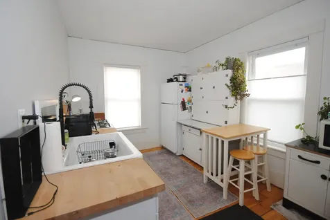 9 Garden Drive Brattleboro VT 05301-7195