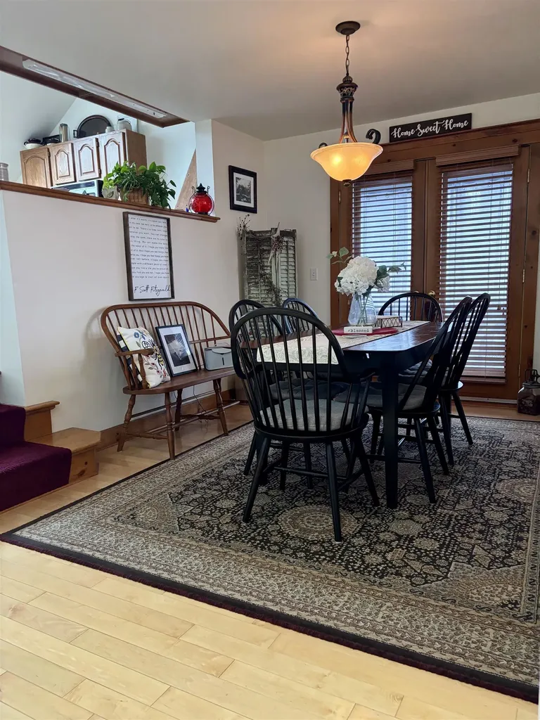 27 Landing Road Enfield NH 03748