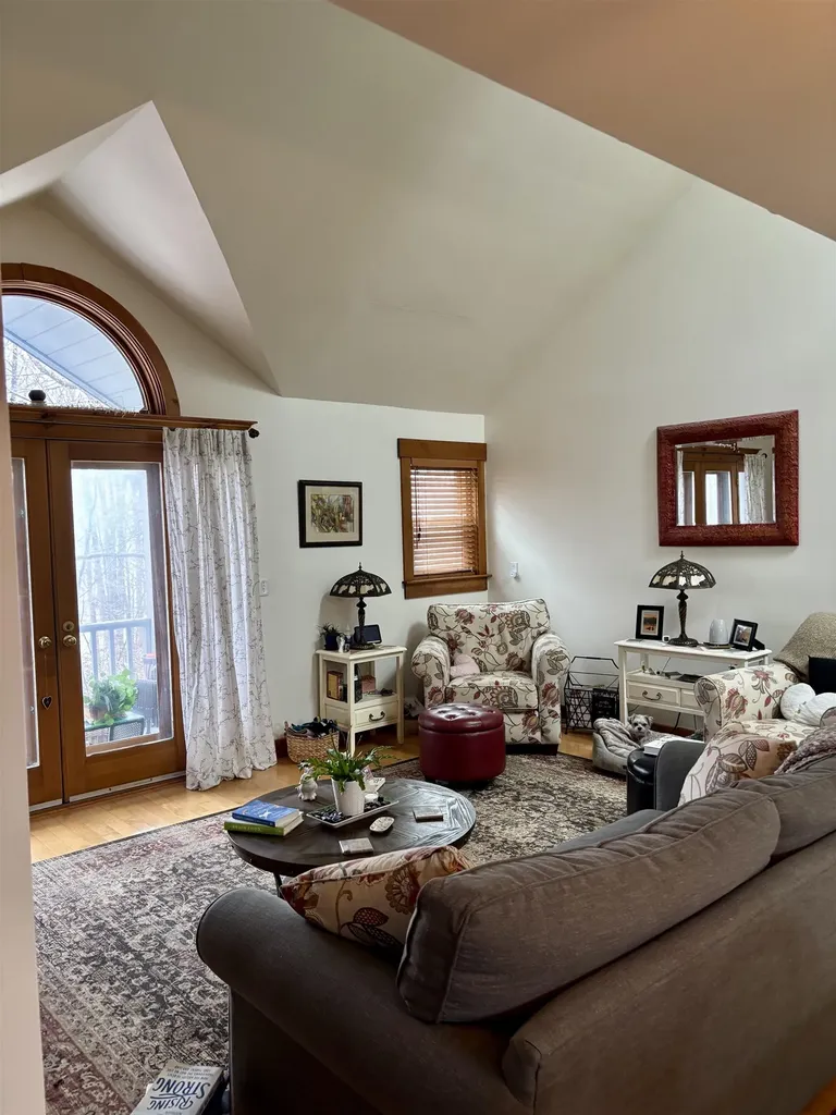 27 Landing Road Enfield NH 03748