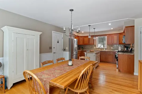 643 Oak Circle Colchester VT 05446