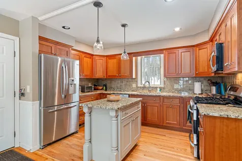 643 Oak Circle Colchester VT 05446