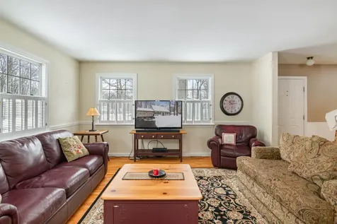 643 Oak Circle Colchester VT 05446