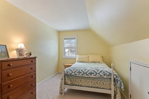 643 Oak Circle Colchester VT 05446