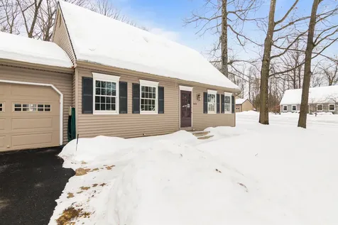 643 Oak Circle Colchester VT 05446