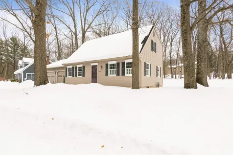 643 Oak Circle Colchester VT 05446