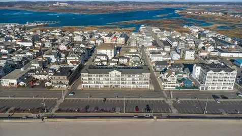 19-21 Auburn Avenue Hampton NH 03842