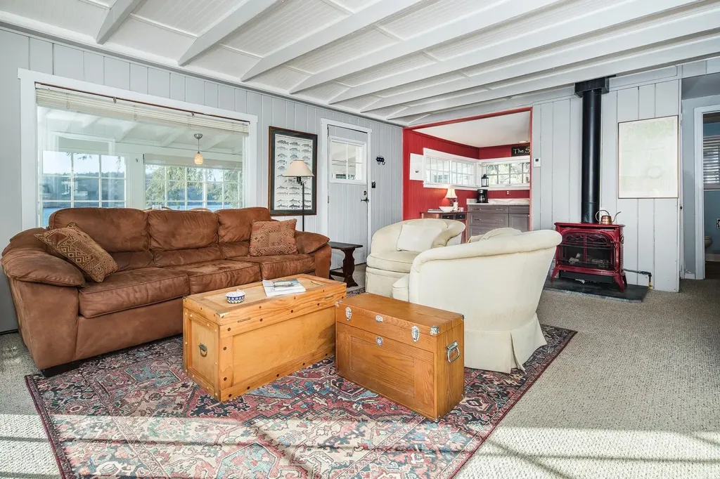 786 Indian Point Castleton VT 05732