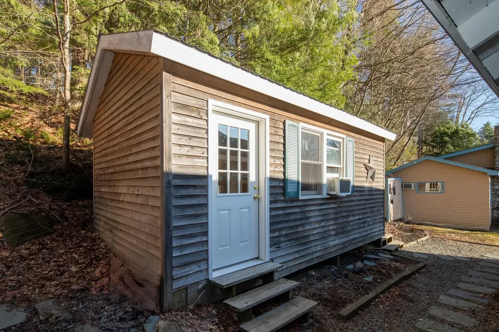 786 Indian Point Castleton VT 05732