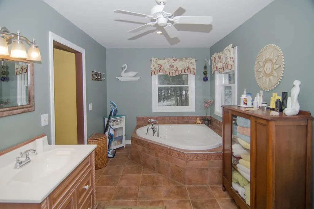 426 West Echo Lake Road Charleston VT 05853