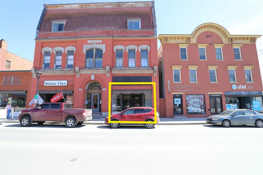 446 Railroad Street St. Johnsbury VT 05819