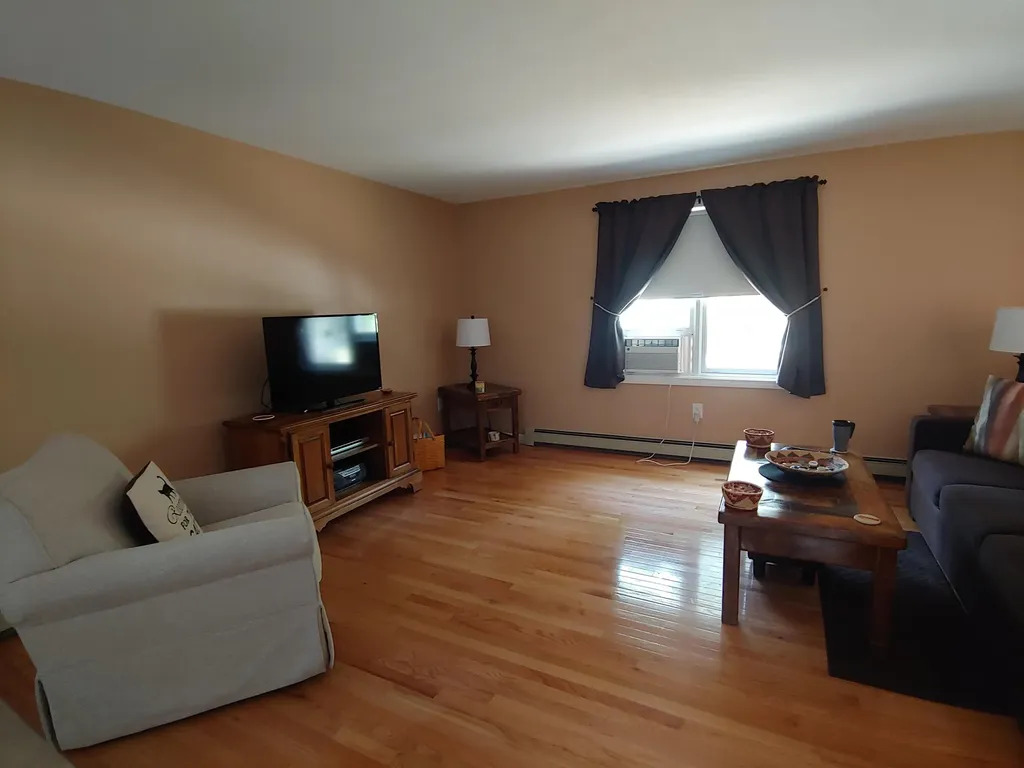 423 Salmon Falls Road Rochester NH 03868