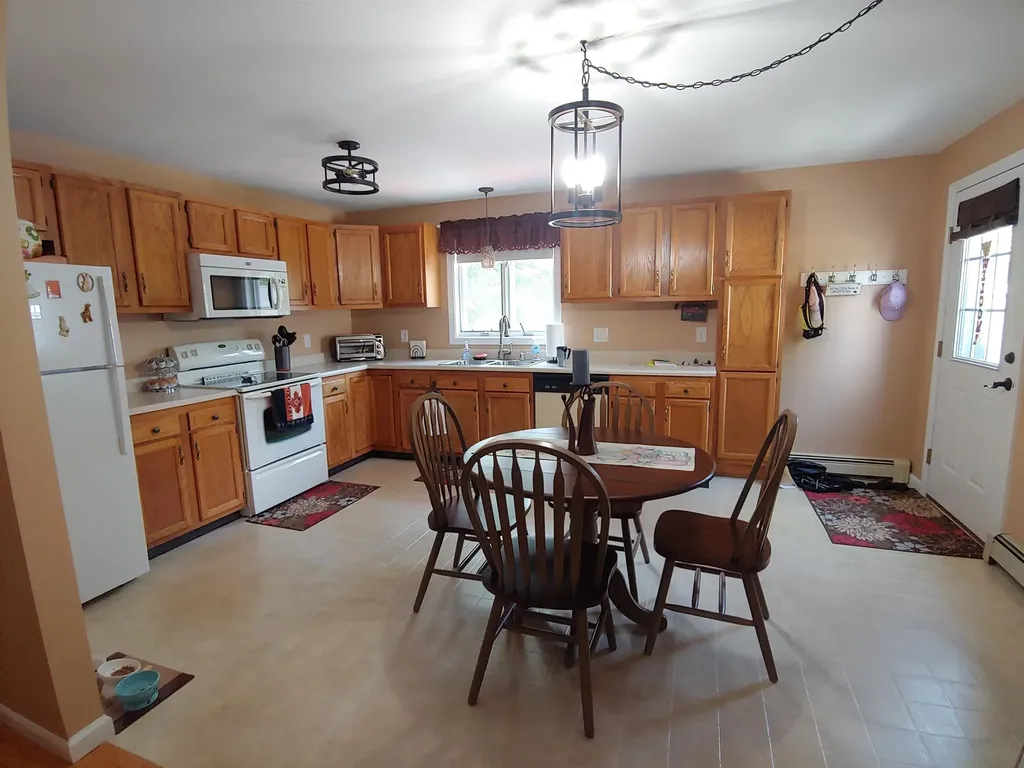 423 Salmon Falls Road Rochester NH 03868