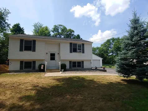 423 Salmon Falls Road Rochester NH 03868