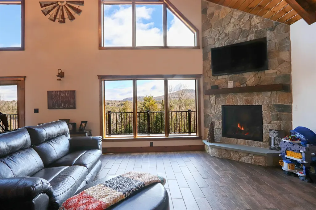 244 Fenoff Heights Lane Waterford VT 05819