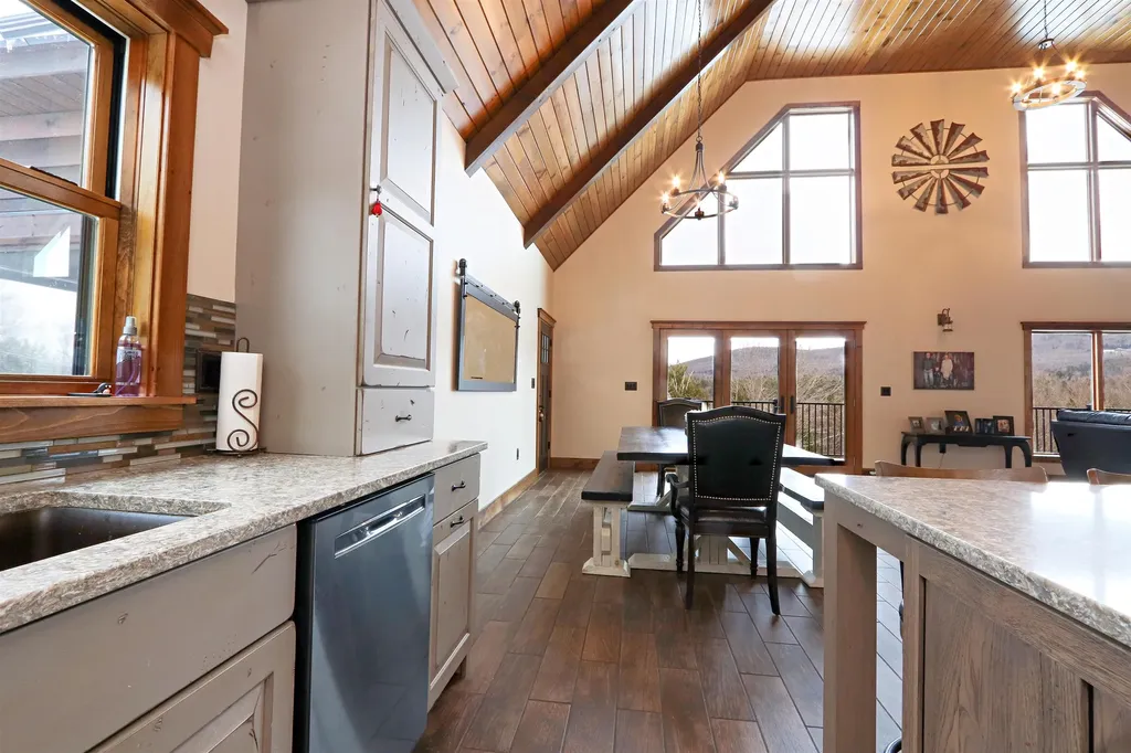 244 Fenoff Heights Lane Waterford VT 05819
