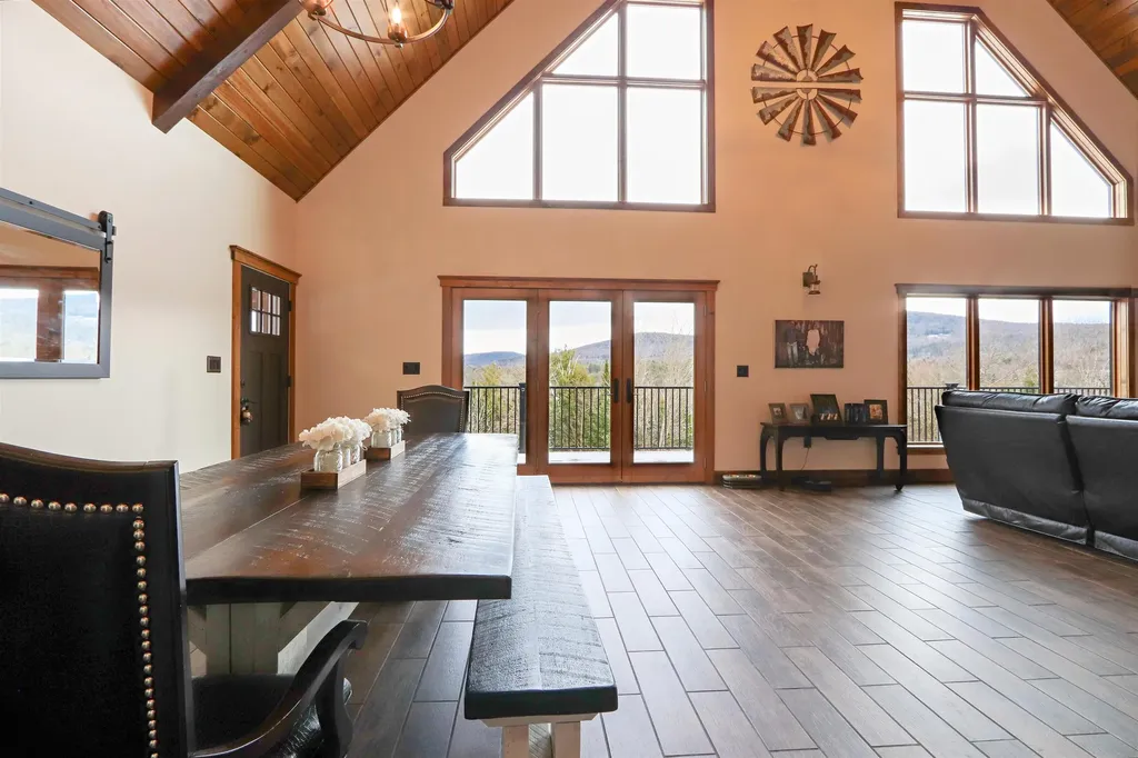 244 Fenoff Heights Lane Waterford VT 05819