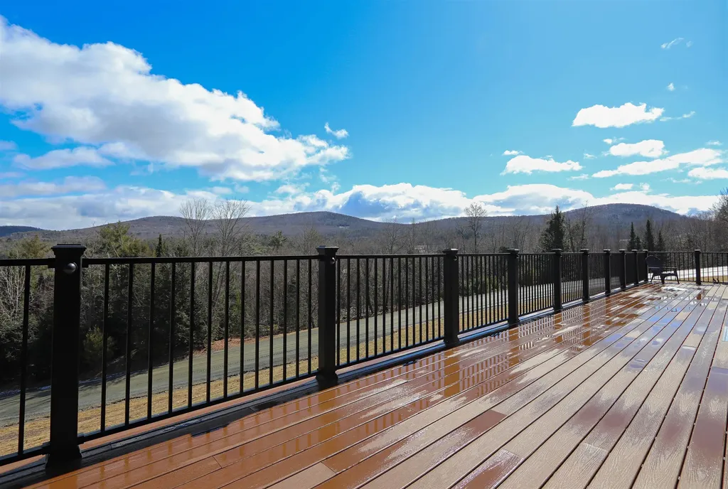 244 Fenoff Heights Lane Waterford VT 05819