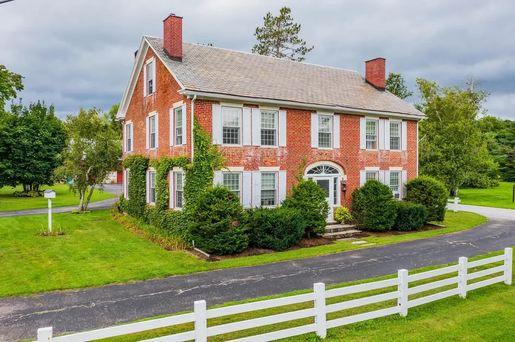 1677 Barnumville Road Manchester VT 05255