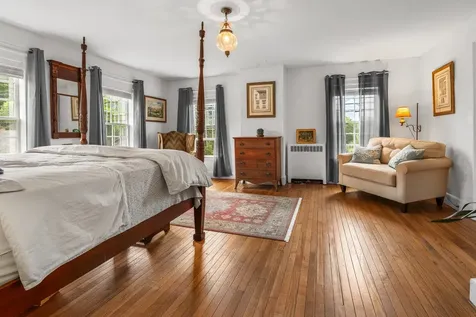 1677 Barnumville Road Manchester VT 05255