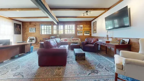 1677 Barnumville Road Manchester VT 05255