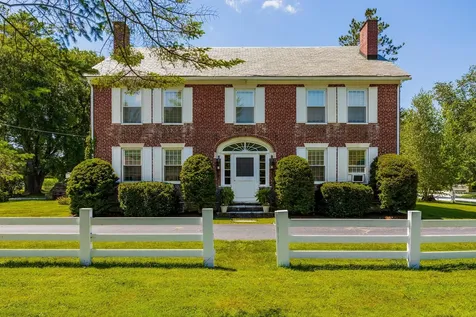 1677 Barnumville Road Manchester VT 05255