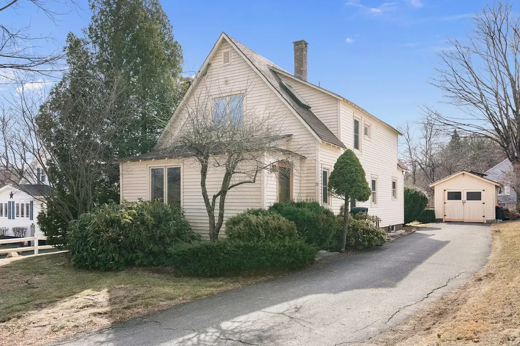 70 Greenleaf Street Brattleboro VT 05301