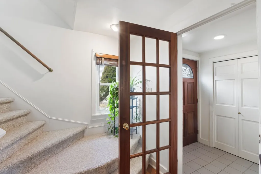 70 Greenleaf Street Brattleboro VT 05301