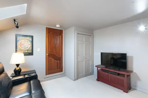 70 Greenleaf Street Brattleboro VT 05301