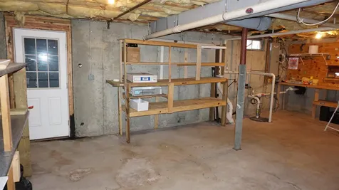61 West Prescott Street Nashua NH 03064