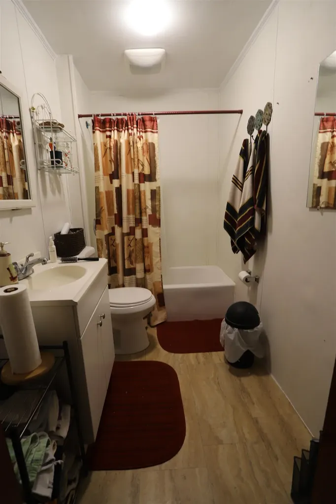 179 Farrant Street Newport City VT 05855