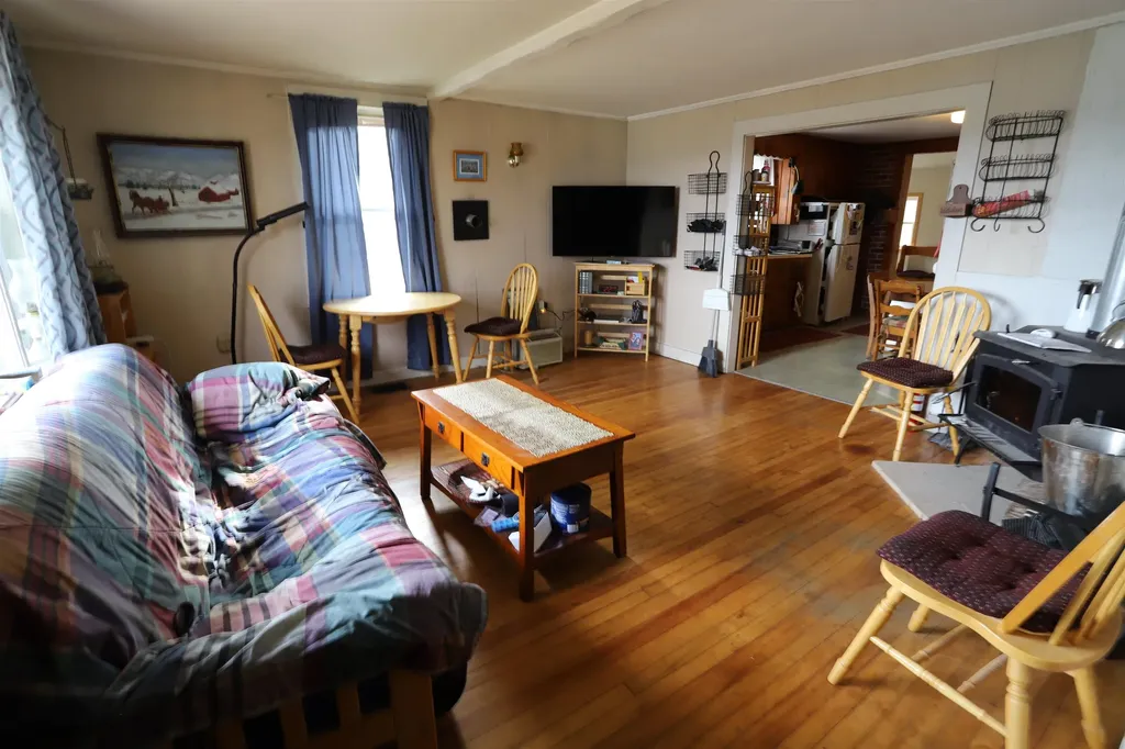 179 Farrant Street Newport City VT 05855