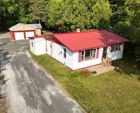 179 Farrant Street Newport City VT 05855