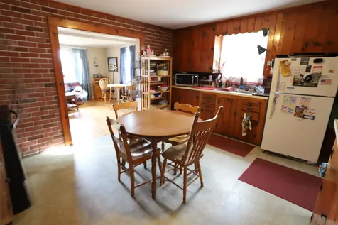 179 Farrant Street Newport City VT 05855