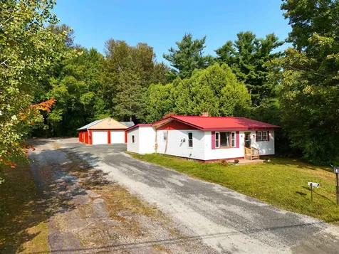 179 Farrant Street Newport City VT 05855