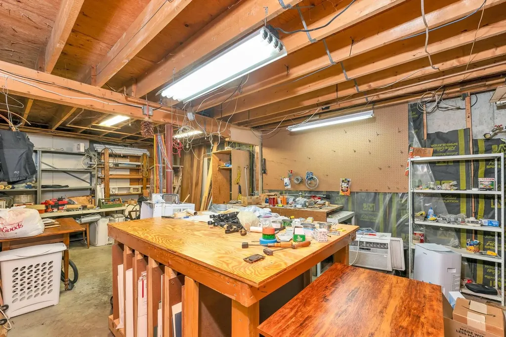 20 Pine Brook Lane Laconia NH 03246