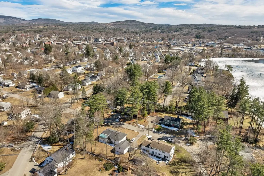 20 Pine Brook Lane Laconia NH 03246