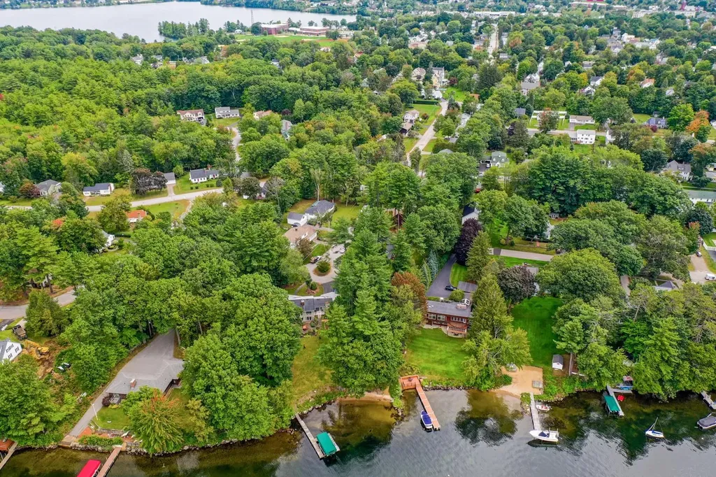 20 Pine Brook Lane Laconia NH 03246