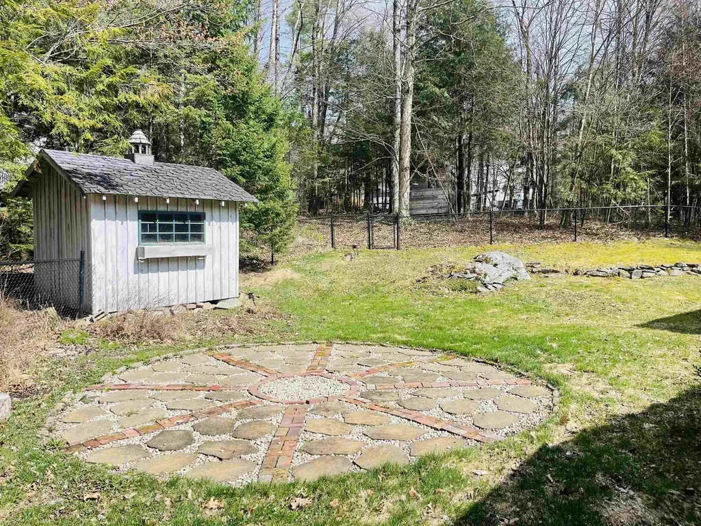 40 Rock Strain Drive Littleton NH 03561