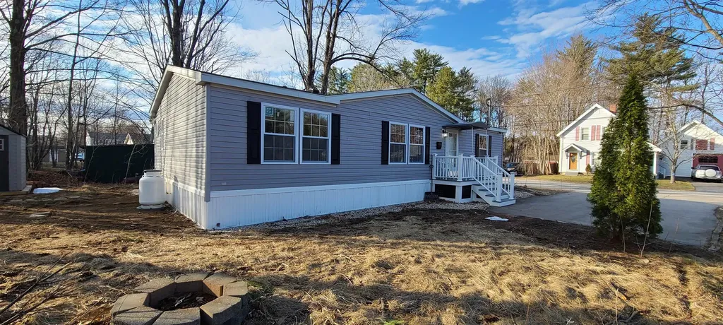 65 Lone Star Avenue Farmington NH 03835