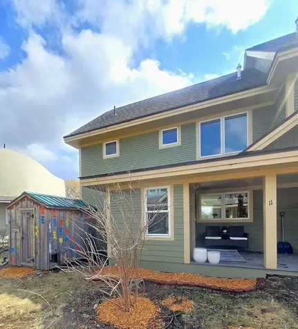 11 Common Way Charlotte VT 05445