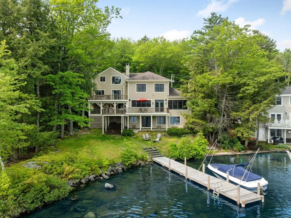 78 Garnet Street Sunapee NH 03782